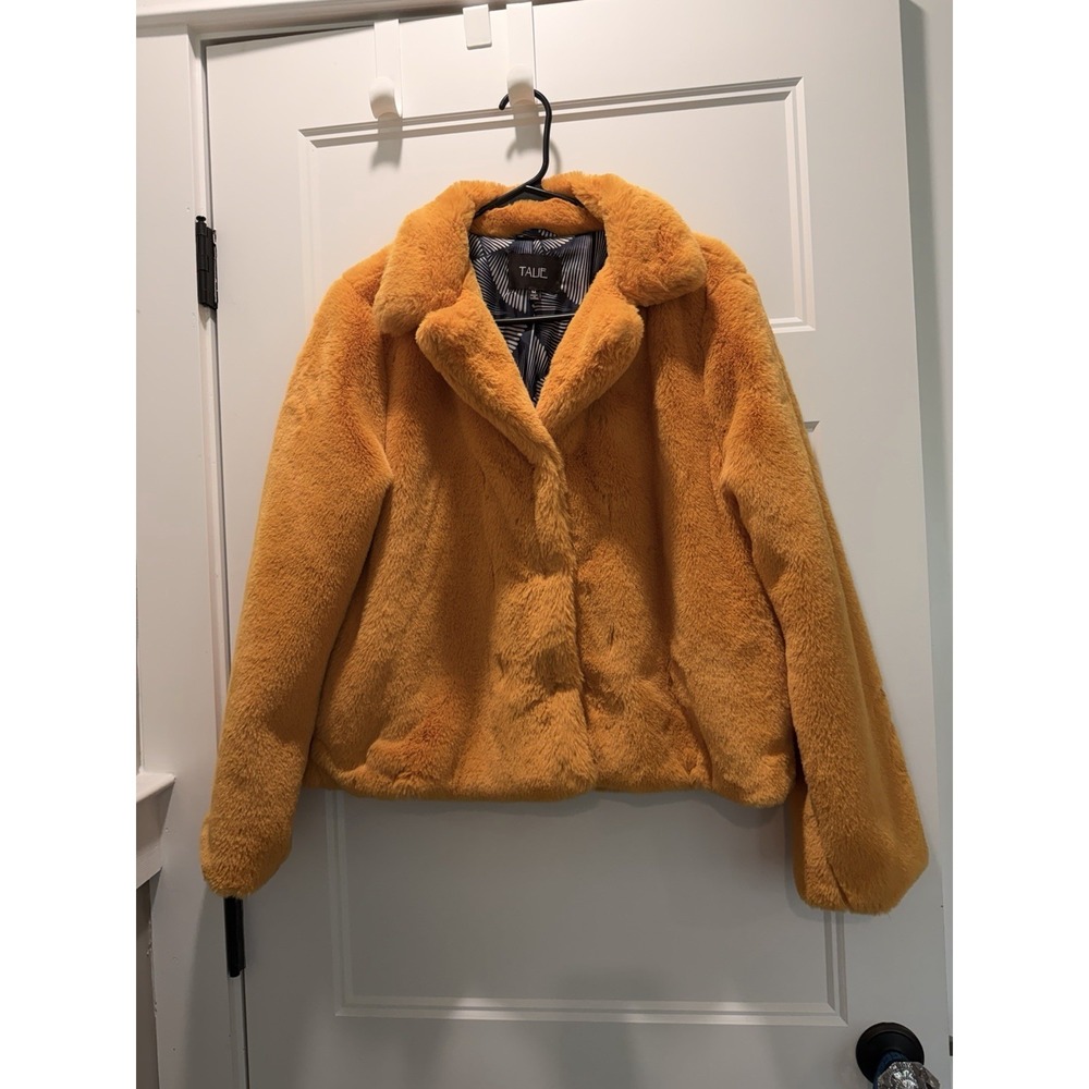 TALIE Mustard Yellow Faux Fur Jacket Size M Plush Gold Teddy‎ Coat Geo Lining